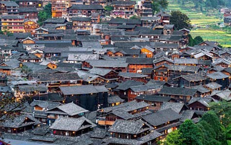 黔东南6种常见的外墙仿石漆施工工艺！